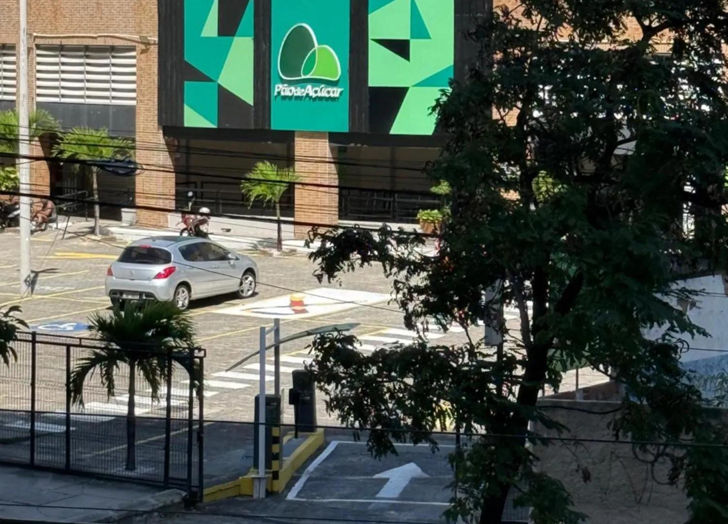 公寓 Apartamento Moderno 2 Suites, A 200M Da Beira Mar 福塔雷萨